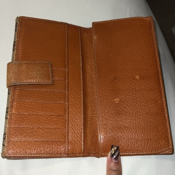 Gucci wallet pre loved - Picture 3 of 5